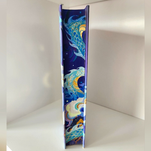 Fairyloot The Night Ends With Fire - Picture 2 of 5